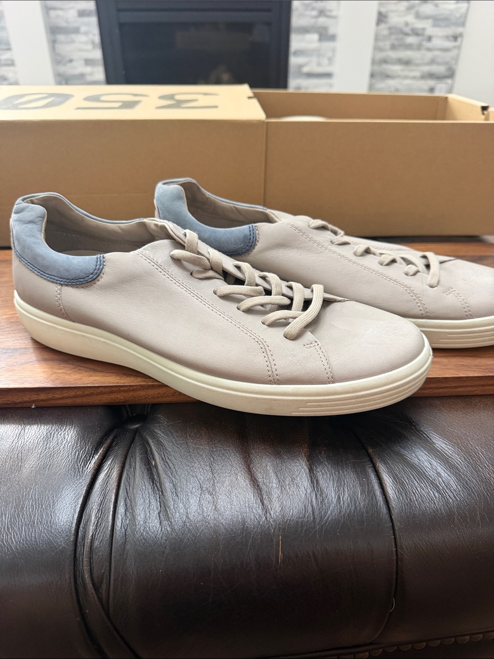 Casual Leather Lace-Up Sneakers in Beige with Blue Heel Accent